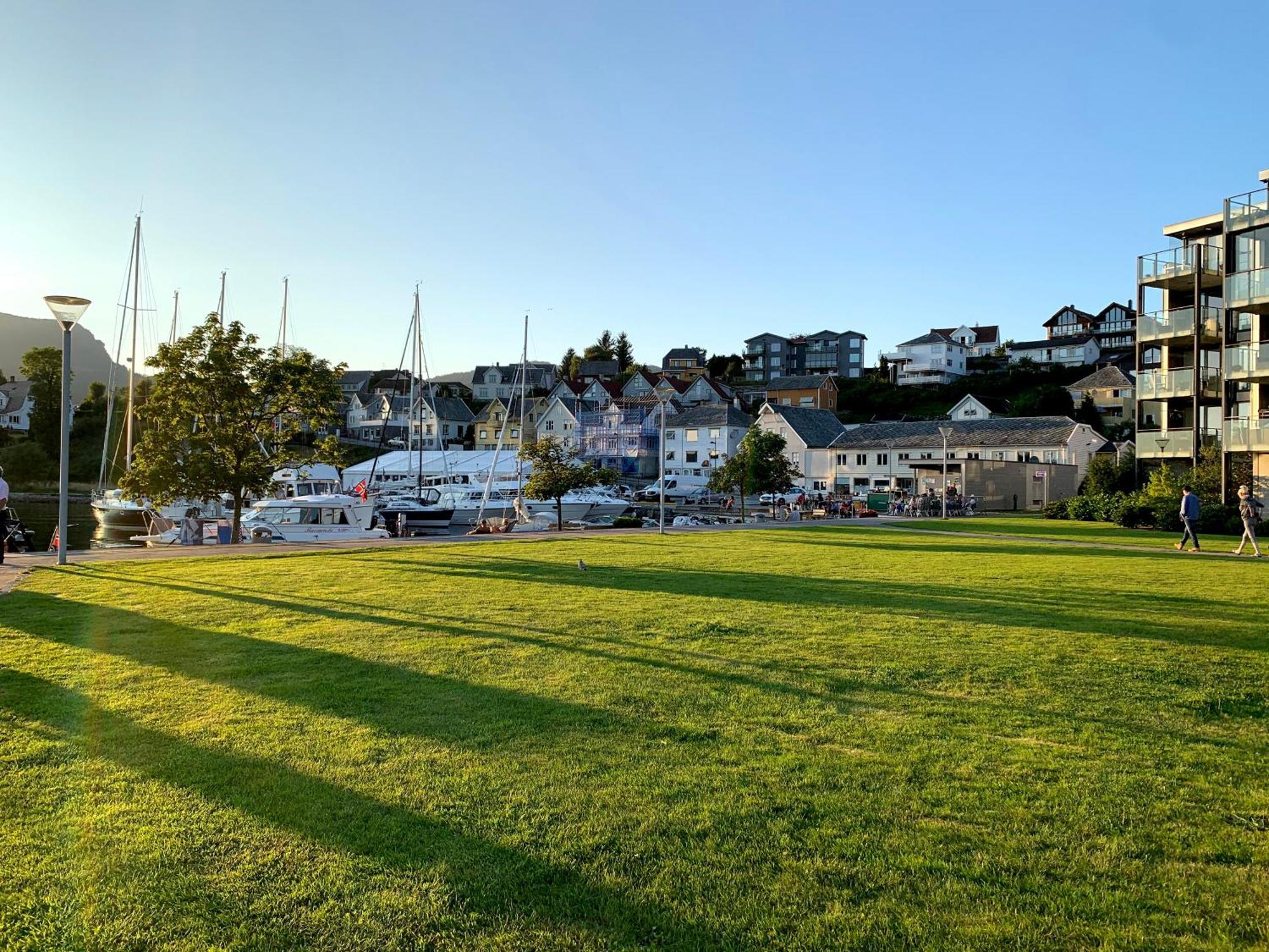 Small Apartment In The Harbour Of Jørpeland Exterior foto